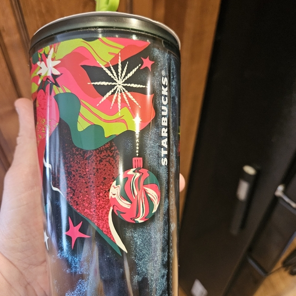 2023 Starbucks Holiday Edition 24oz Venti Travel Cup New With Tags - Picture 2 of 8